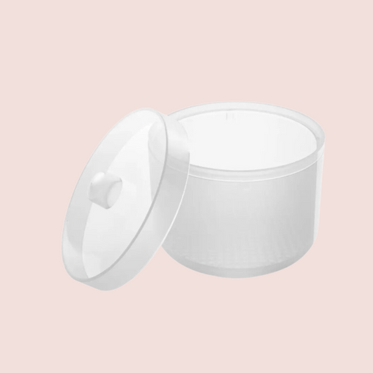 Disinfection container with sieve insert
